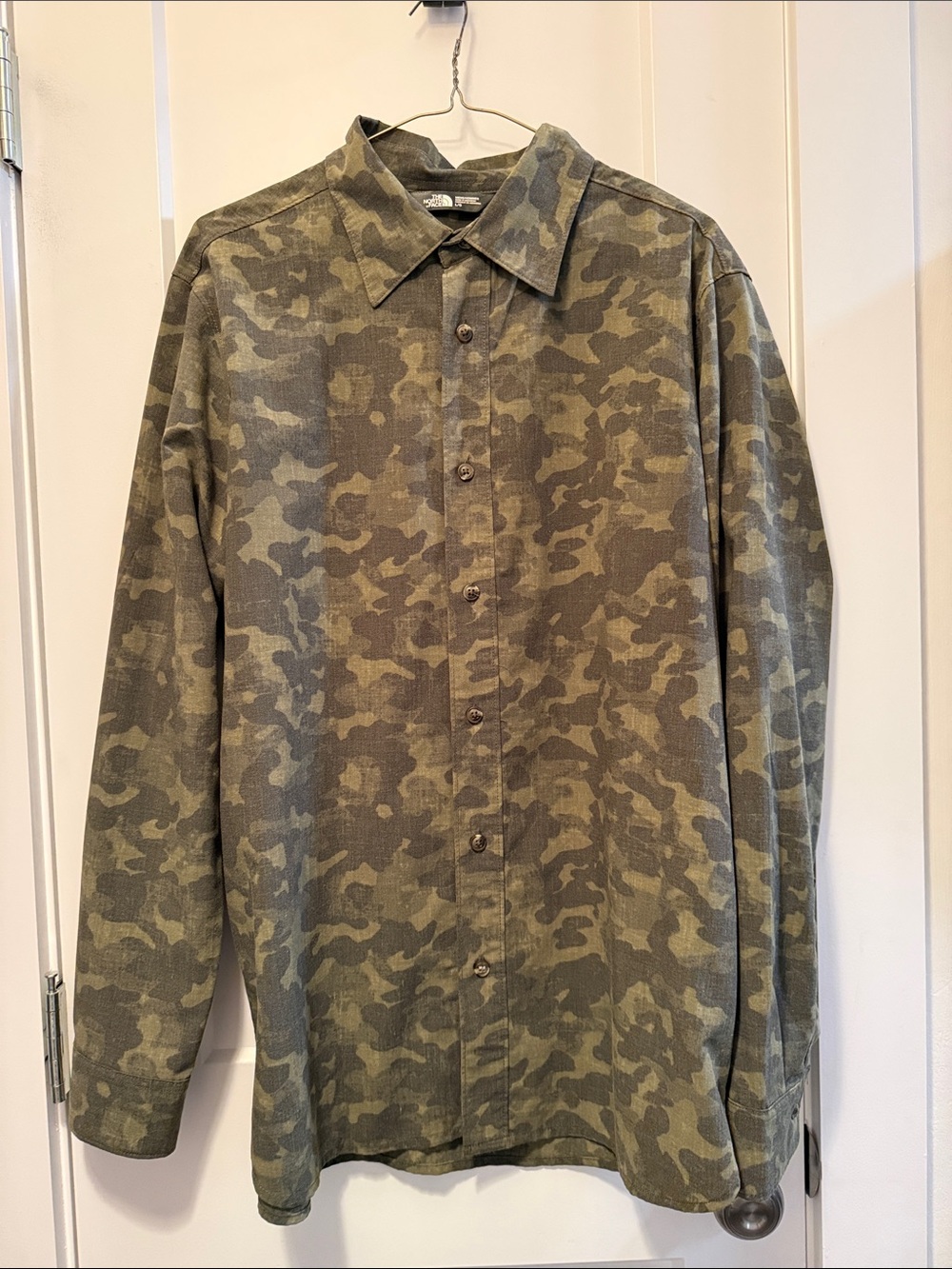 The North Face Men's Camouflage Shirt size L
